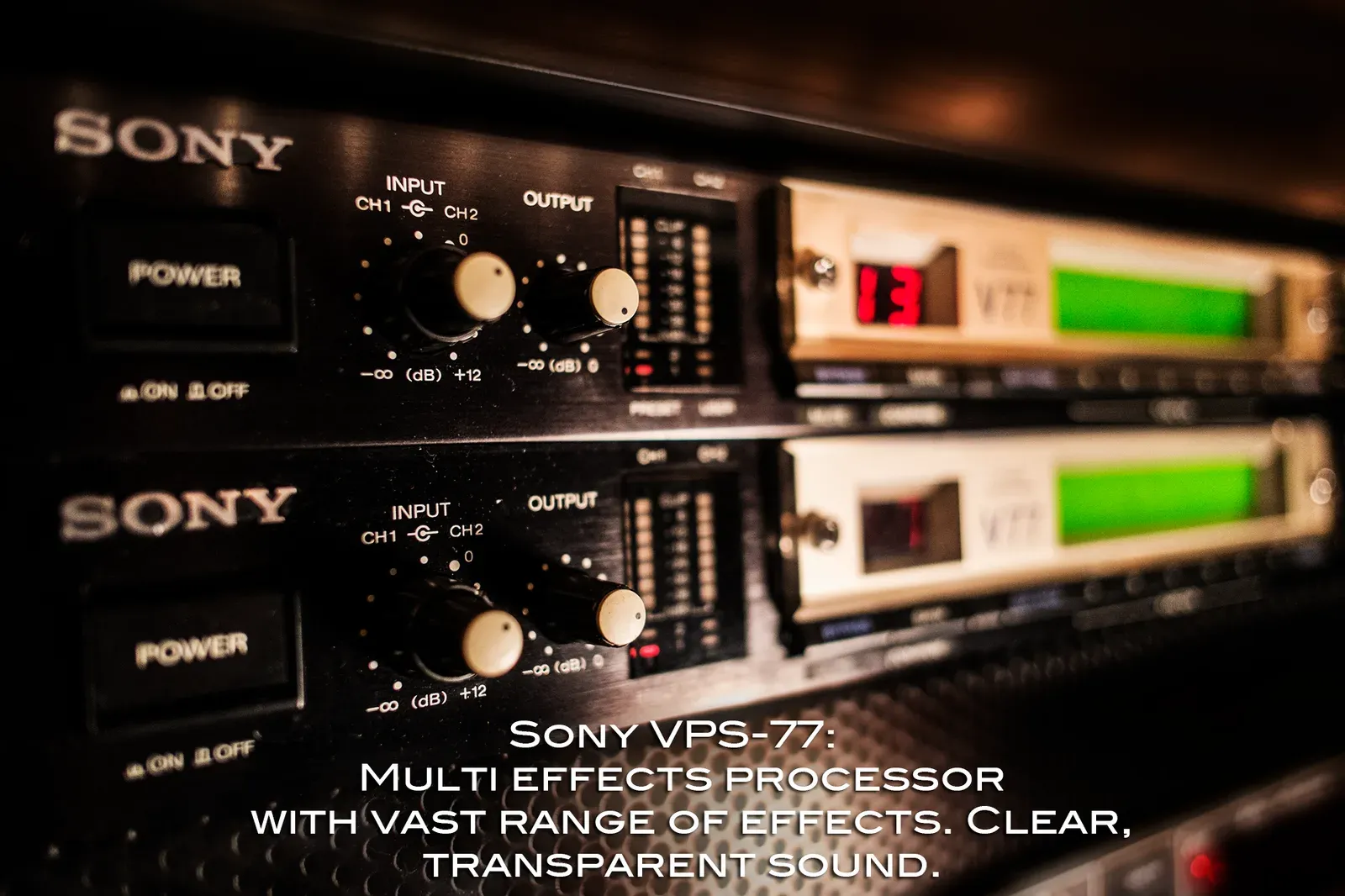 Sony DPS-V77