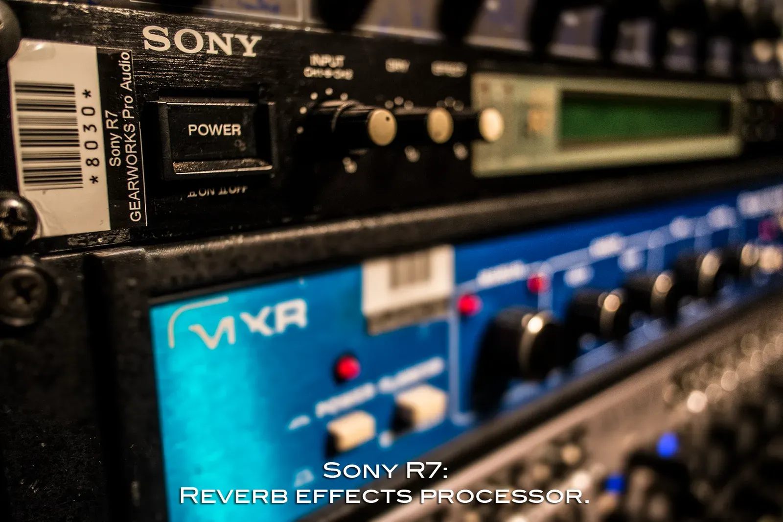 Sony R7